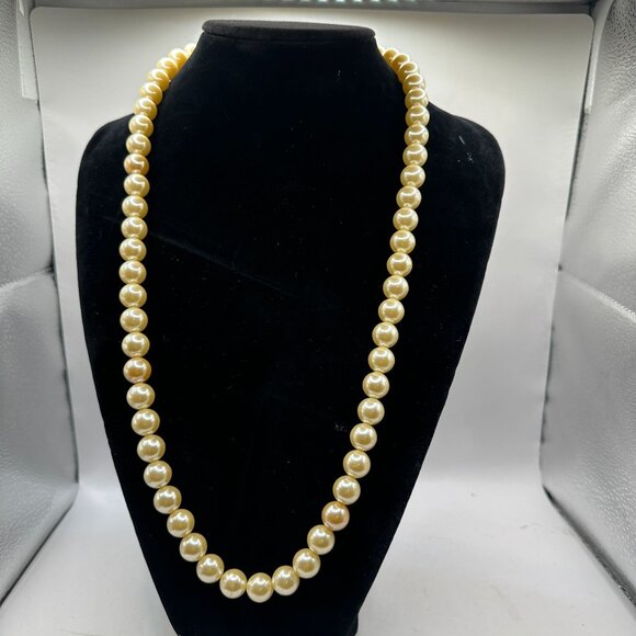 Faux Pearl Bead Necklace With Gold-Tone Clasp - Picture 1 of 3